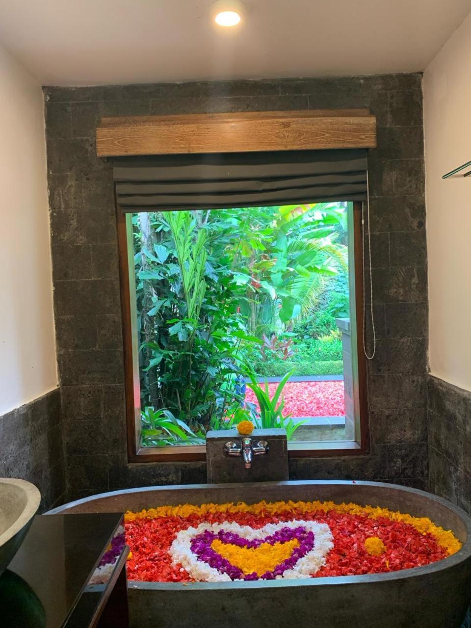 Poka Ubud Hidden Paradise & Spa By Eps Dış mekan fotoğraf